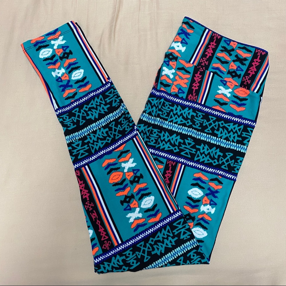 BNWOT Lularoe Tall & Curvy Legging